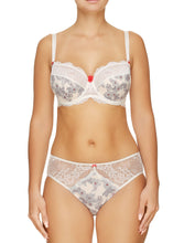 Load image into Gallery viewer, Mid Waist Panties