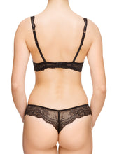 Load image into Gallery viewer, Underwired Lace Push-Up bra